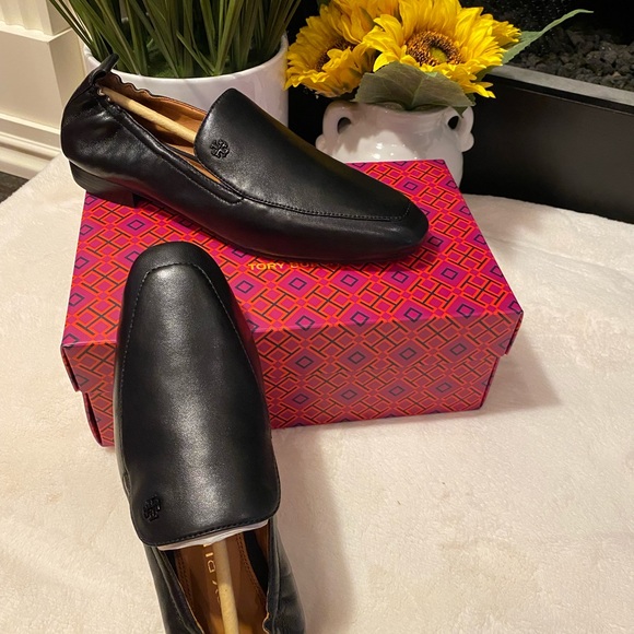 🔥SOLD🔥Tory Burch Kira Stretch Loafer - Picture 6 of 8